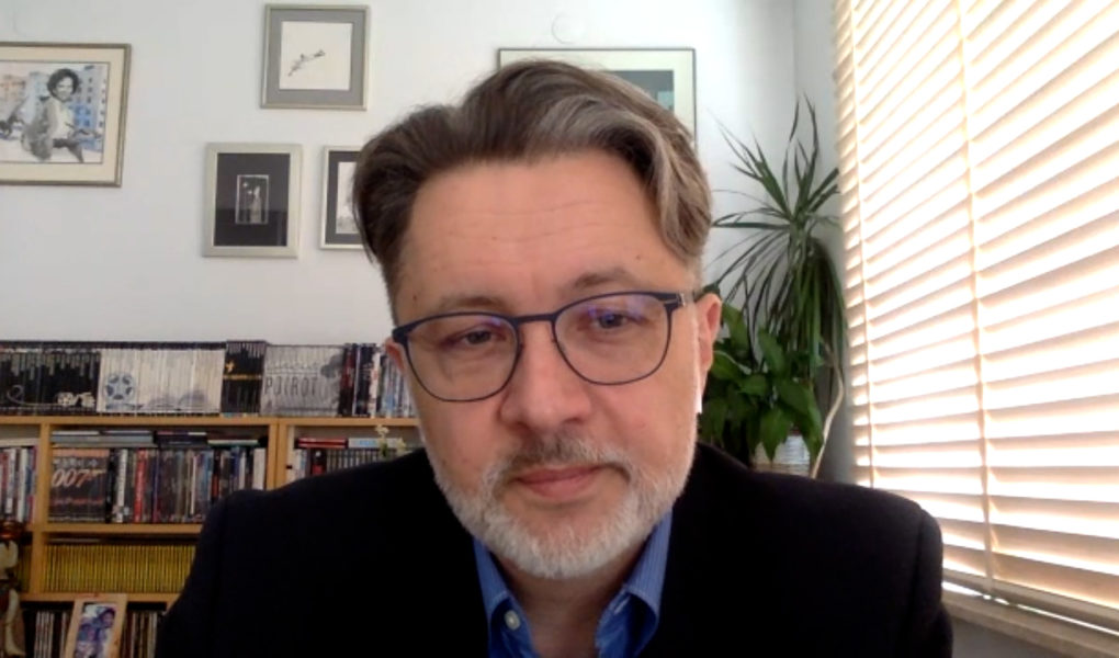 Michał Rusinek: Po pandemii będziemy się ściskać na ulicy. Pokolenie koronialsów, które nie zna innej rzeczywistości niż ta online, może mieć jednak problemy