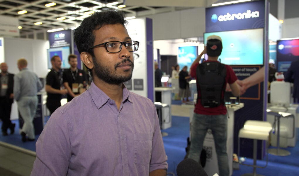 Wrażenia w wirtualnej rzeczywistości wchodzą na coraz wyższy poziom. Innowacyjna kamizelka zapewni 250 różnych efektów