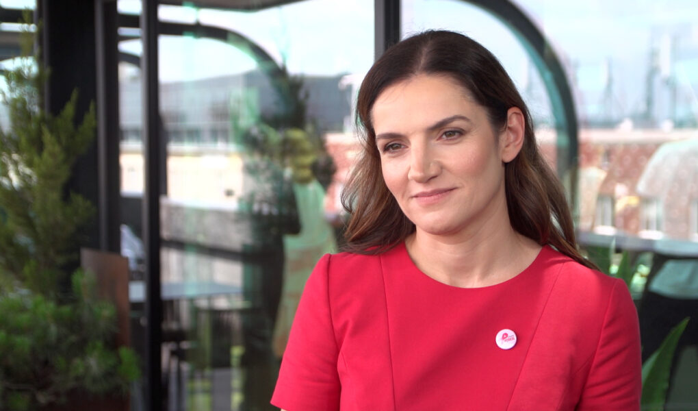 Polki coraz bardziej świadomie podchodzą do profilaktyki nowotworów piersi. Wciąż jednak blisko połowa się nie bada