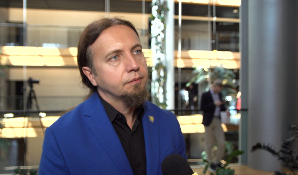 Łukasz Kohut: W latach 50. moja babcia była bita linijką za używanie języka śląskiego w polskiej szkole. Teraz śląszczyzna stała się sexy, jest w muzyce i w reklamach