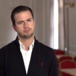 Zdecydowana większość studentów regularnie oszczędza. Swoją wiedzę finansową oceniają na 2+